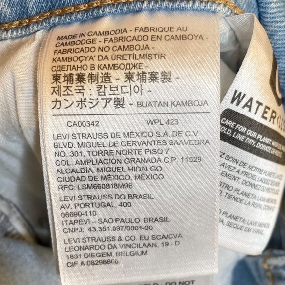 Levi's 70s High Slim Straight in Light Wash, 32 - Picture 9 of 13